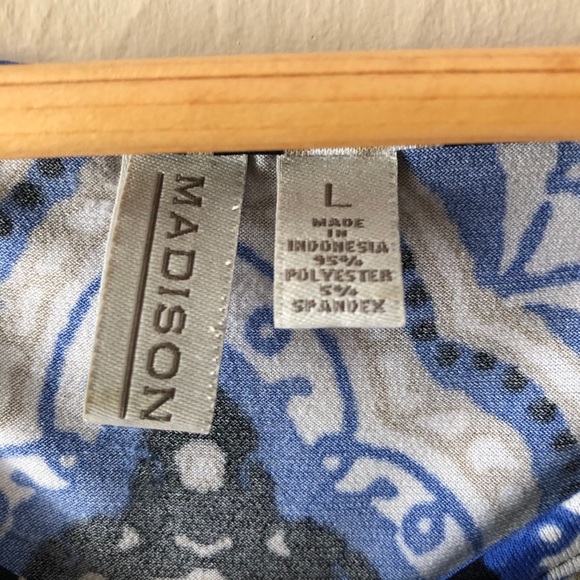 Short sleeve blouse - Picture 3 of 5